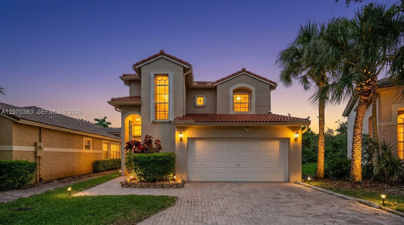 Listing photo 1 for 1282 NW 171st Ter, Pembroke Pines, FL, 33028