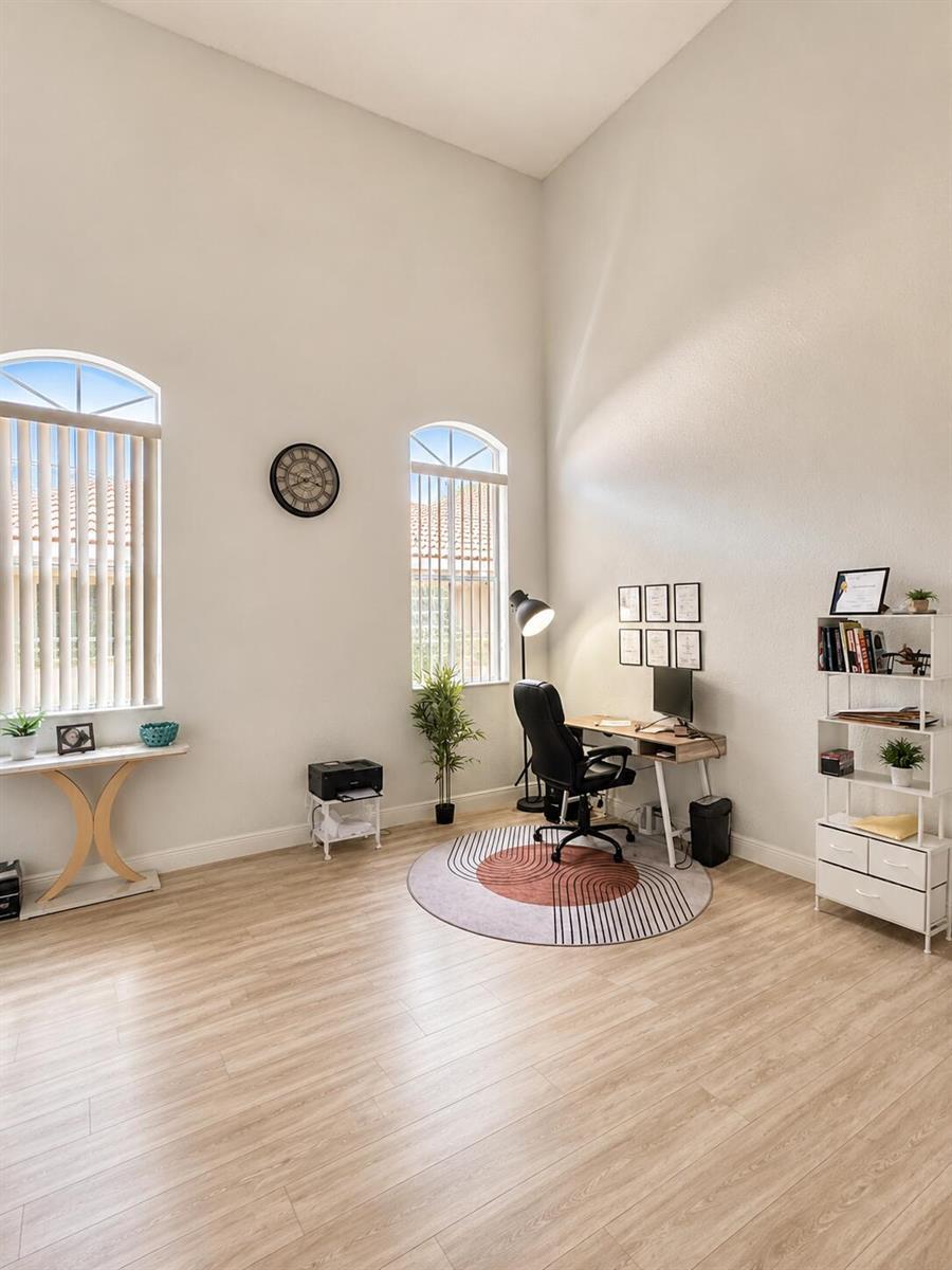 Listing photo 3 for 332 NW 107TH Avenue, Pembroke Pines, FL, 33026