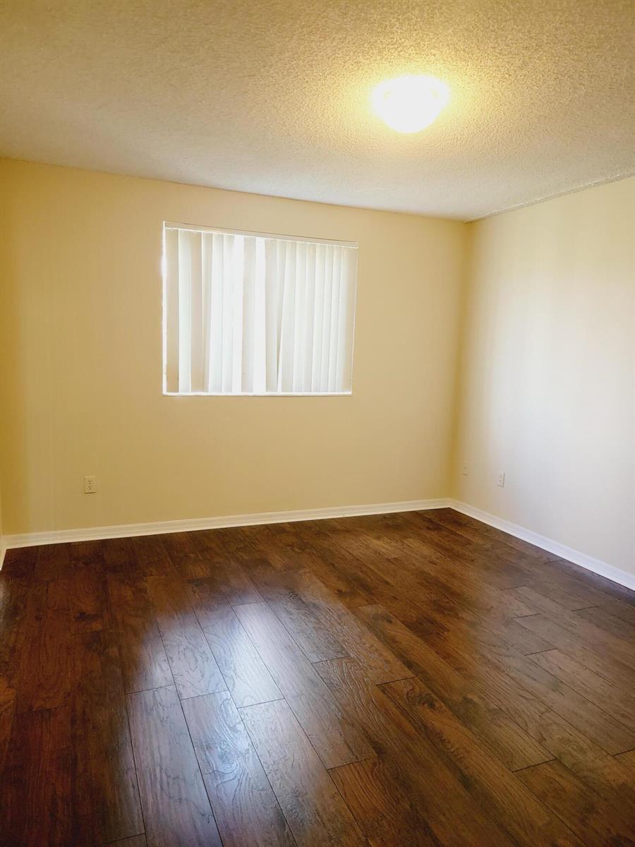 Listing photo 10 for 2640 S University Drive Unit#222, Davie, FL, 33328