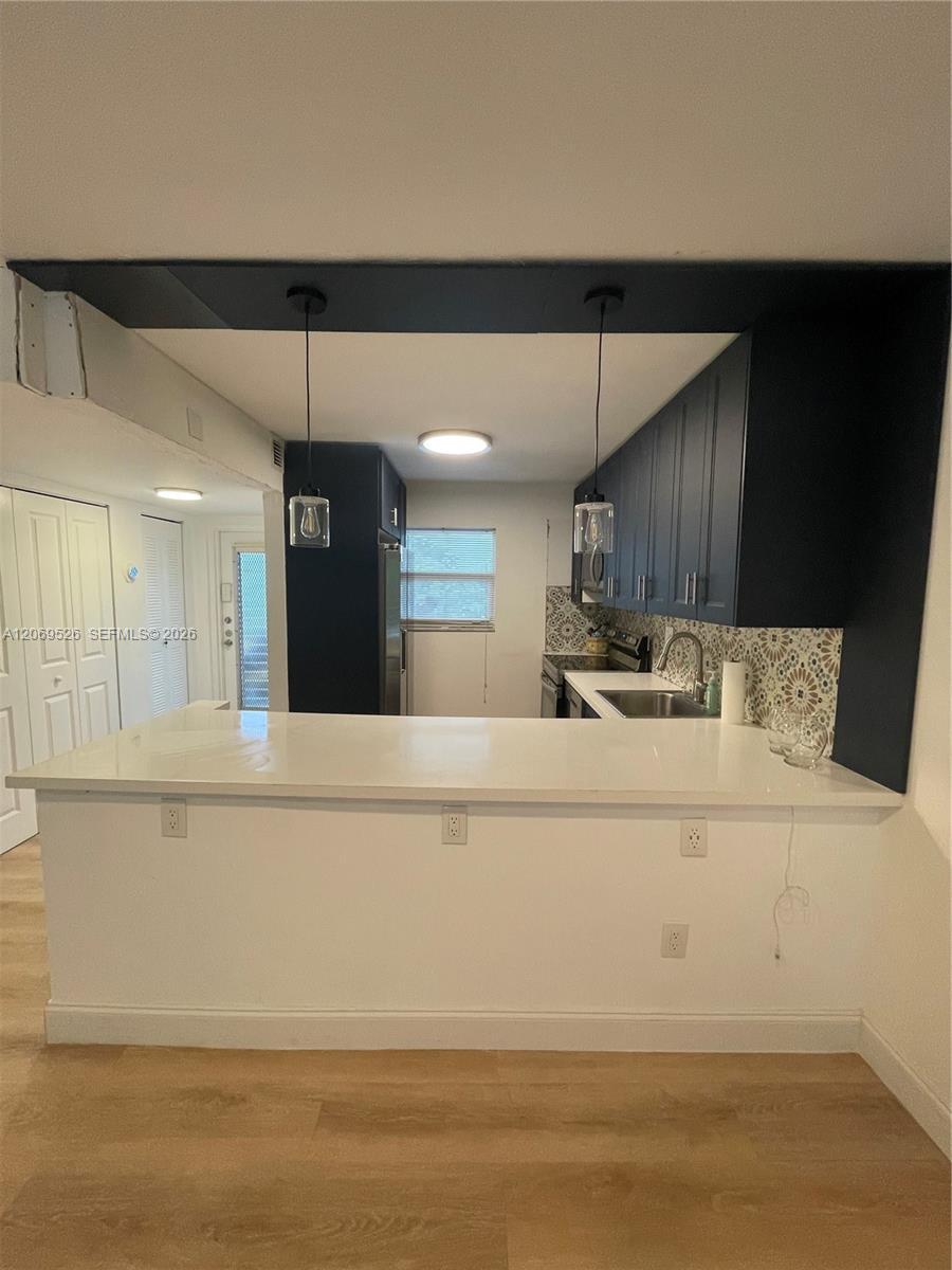 Listing photo 2 for 8340 Sands Point Blvd Unit#P309, Tamarac, FL, 33321