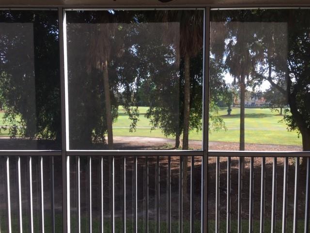 Listing photo 12 for 250 JACARANDA Drive Unit#203, Plantation, FL, 33324