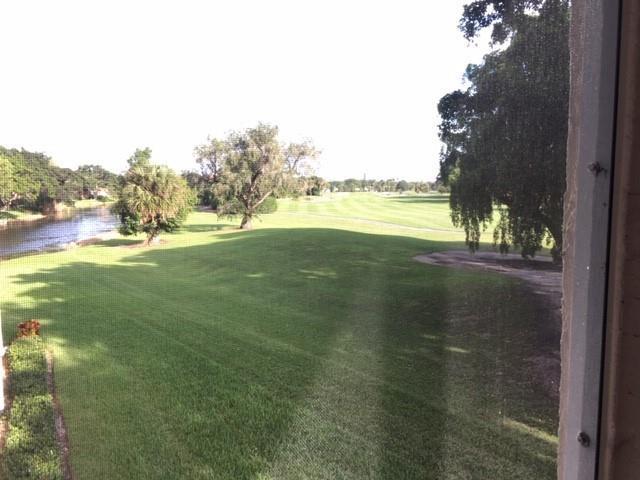 Listing photo 15 for 250 JACARANDA Drive Unit#203, Plantation, FL, 33324