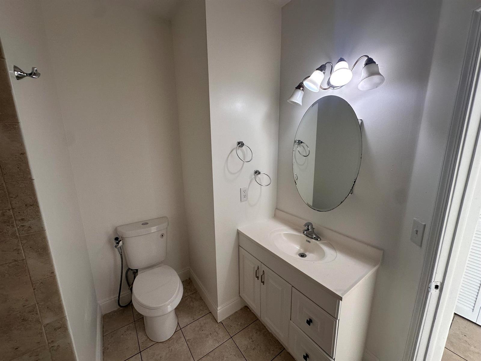 Listing photo 11 for 3590 NW 91ST Lane Unit#3590, Sunrise, FL, 33351