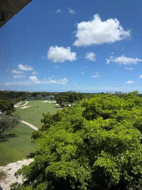 Listing photo 5 for 250 JACARANDA Drive Unit#804, Plantation, FL, 33324
