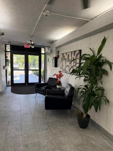 Listing photo 7 for 250 JACARANDA Drive Unit#804, Plantation, FL, 33324