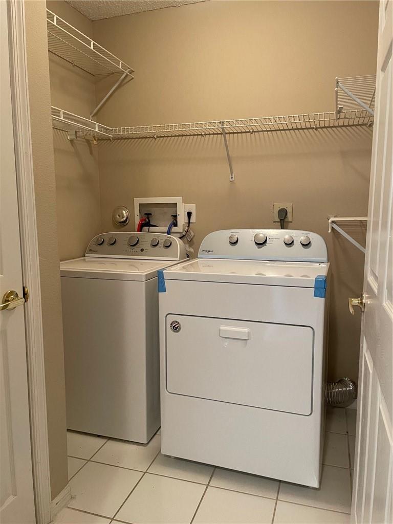 Listing photo 13 for 19250 NW 12TH Manor, Pembroke Pines, FL, 33029