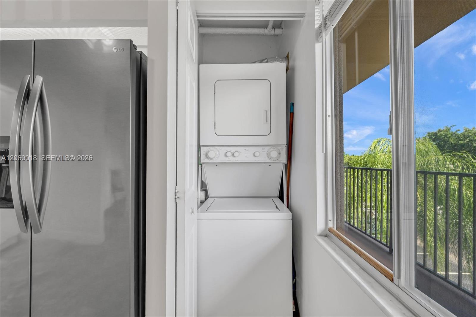 Listing photo 13 for 12651 SW 16th Ct Unit#304B, Pembroke Pines, FL, 33027