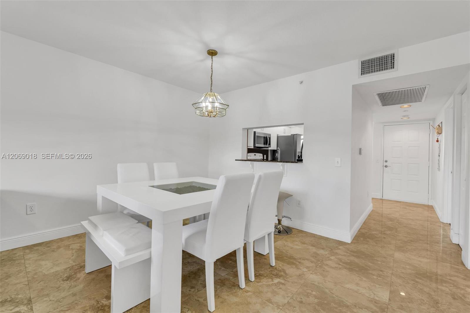 Listing photo 15 for 12651 SW 16th Ct Unit#304B, Pembroke Pines, FL, 33027