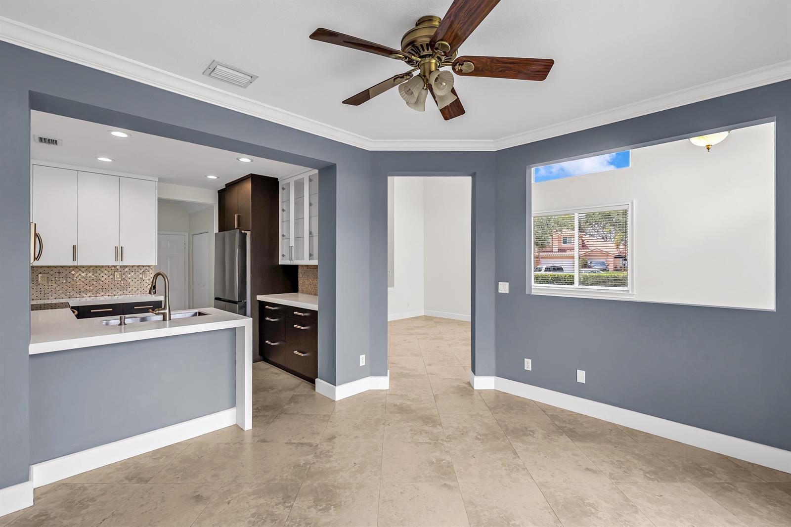 Listing photo 13 for 12571 NW 57th Court, Coral Springs, FL, 33076