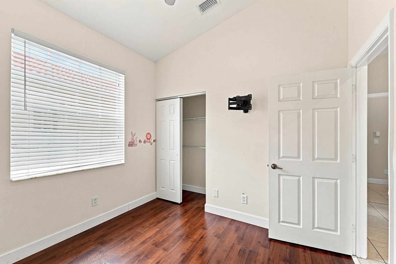Listing photo 15 for 12376 NW 53RD Street, Coral Springs, FL, 33076