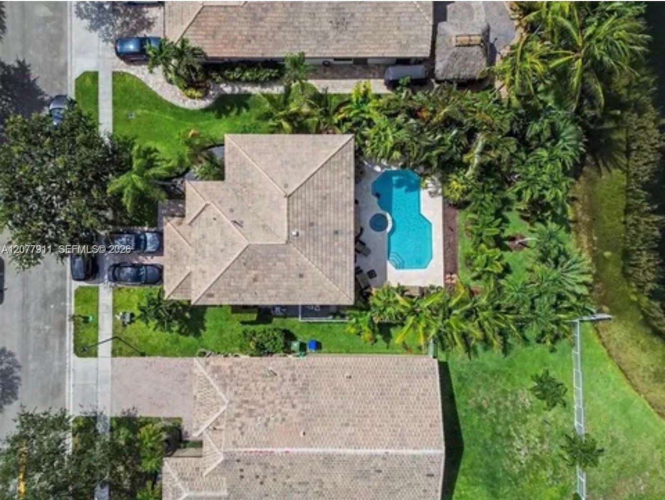 Listing photo 1 for 1532 NW 133rd Ave, Pembroke Pines, FL, 33028