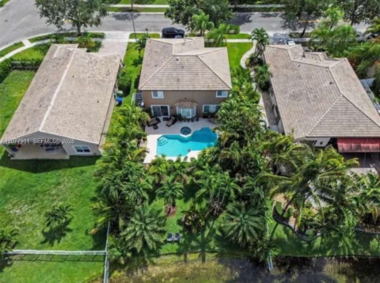 Listing photo 2 for 1532 NW 133rd Ave, Pembroke Pines, FL, 33028