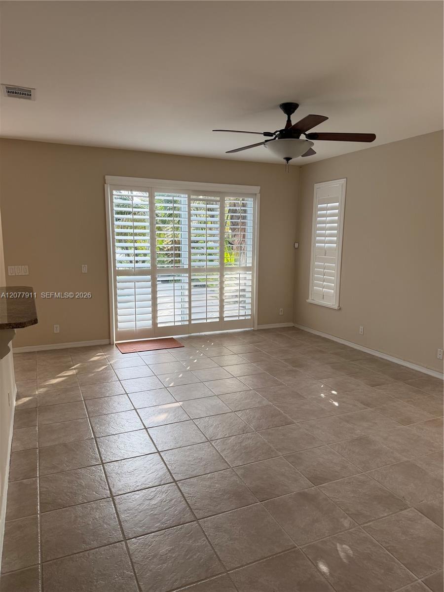 Listing photo 8 for 1532 NW 133rd Ave, Pembroke Pines, FL, 33028