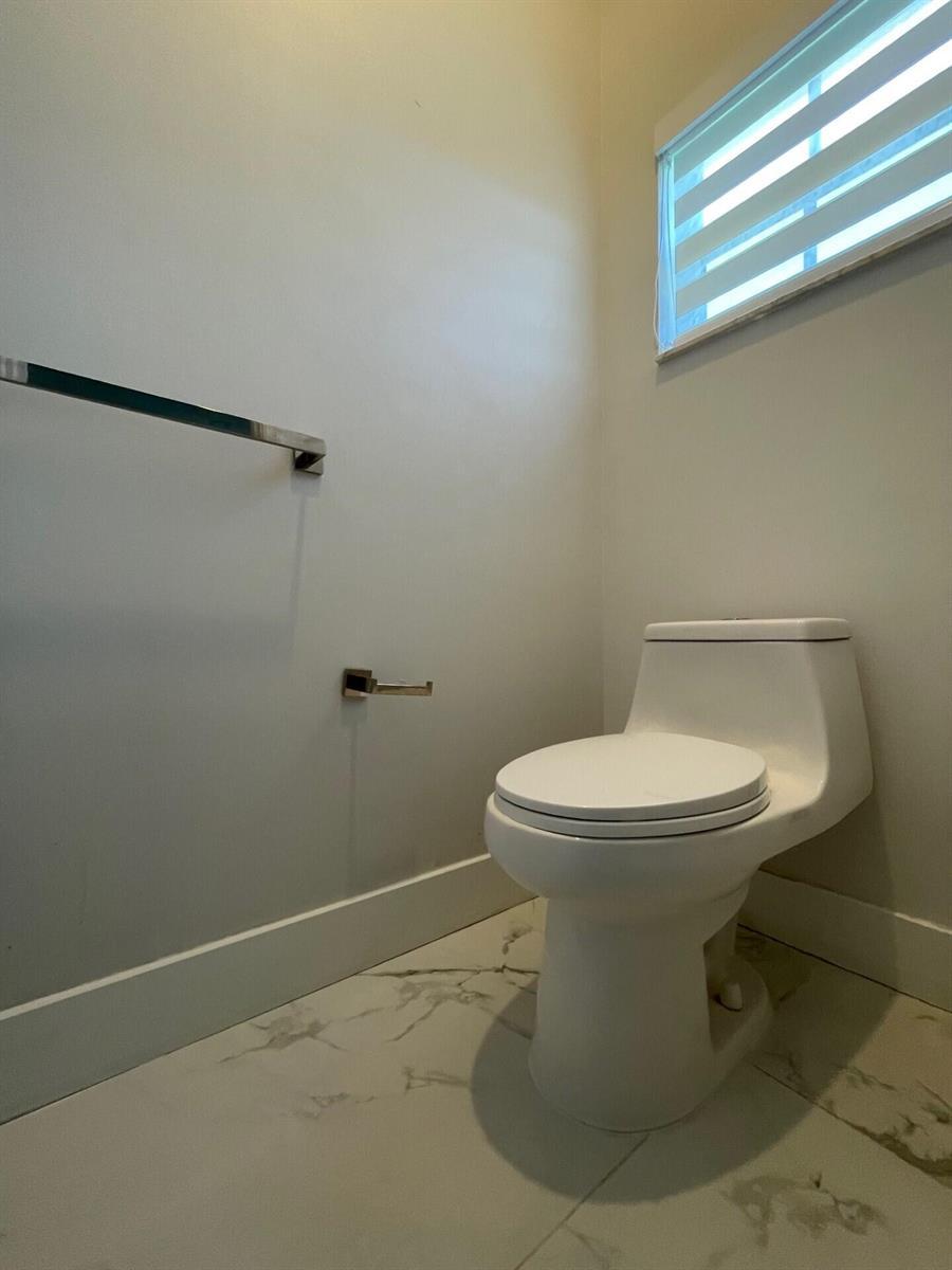 Listing photo 13 for 4293 LAUREL RIDGE Circle Unit#4293, Weston, FL, 33331