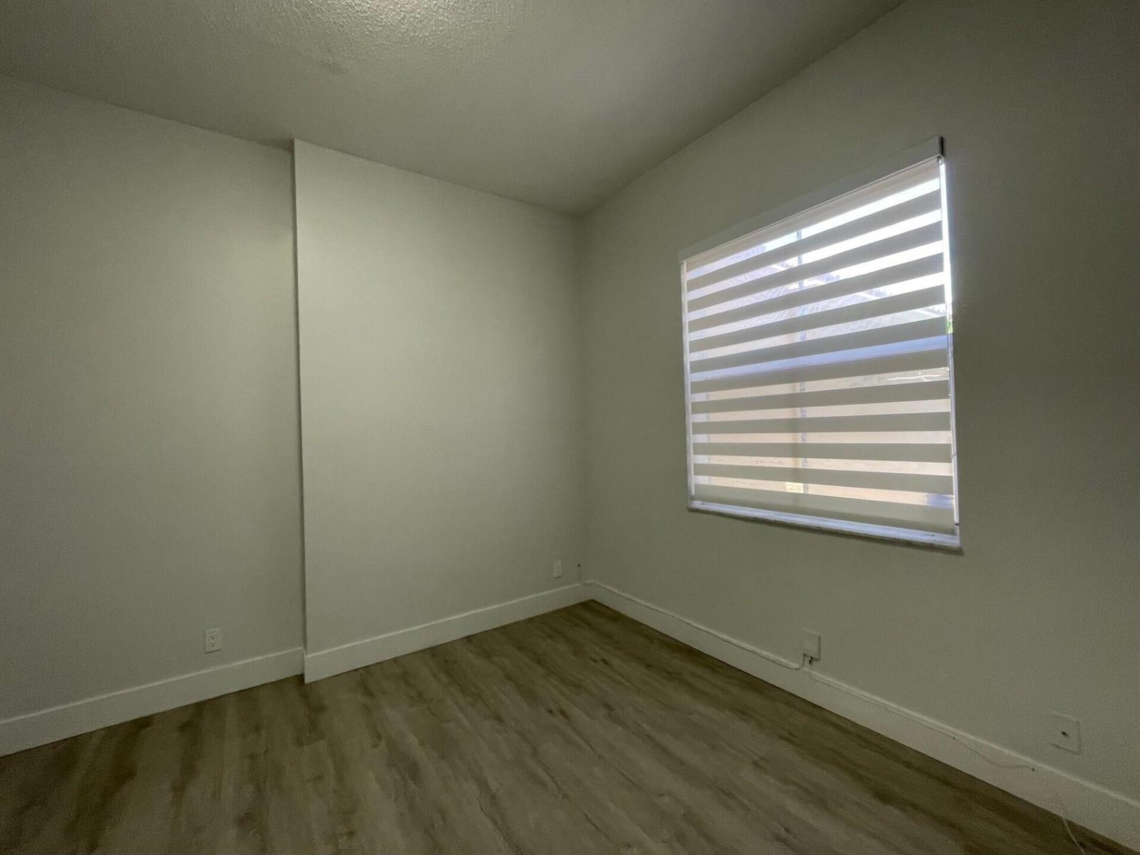 Listing photo 8 for 4293 LAUREL RIDGE Circle Unit#4293, Weston, FL, 33331