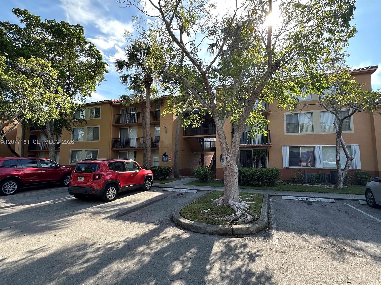 Listing photo 15 for 10757 Cleary Blvd Unit#307, Plantation, FL, 33324