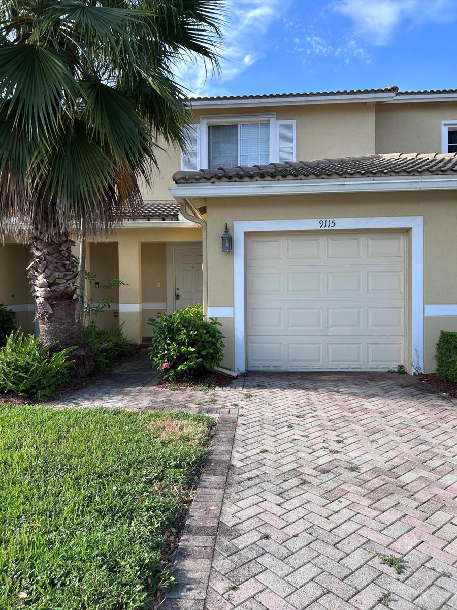 Listing photo 2 for 9115 Chambers Street, Tamarac, FL, 33321