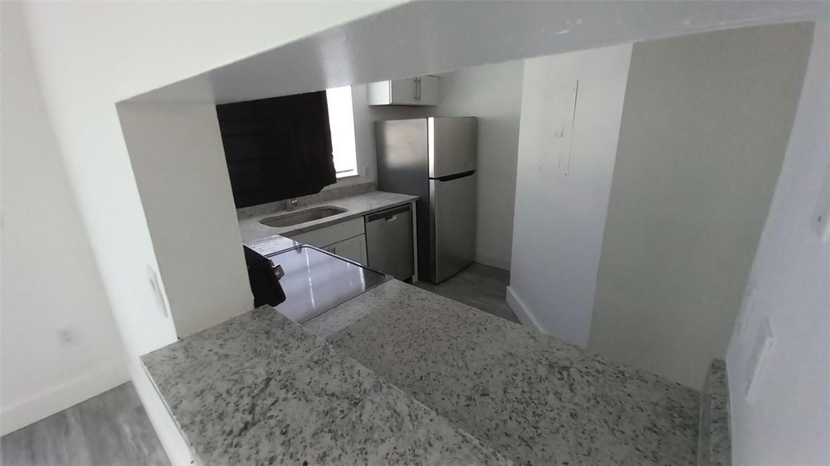 Listing photo 2 for 1791 NW 96TH Terrace Unit#4E, Pembroke Pines, FL, 33024