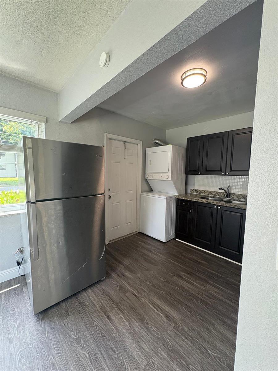 Listing photo 7 for 5971 NW 17TH Place Unit#101, Sunrise, FL, 33313