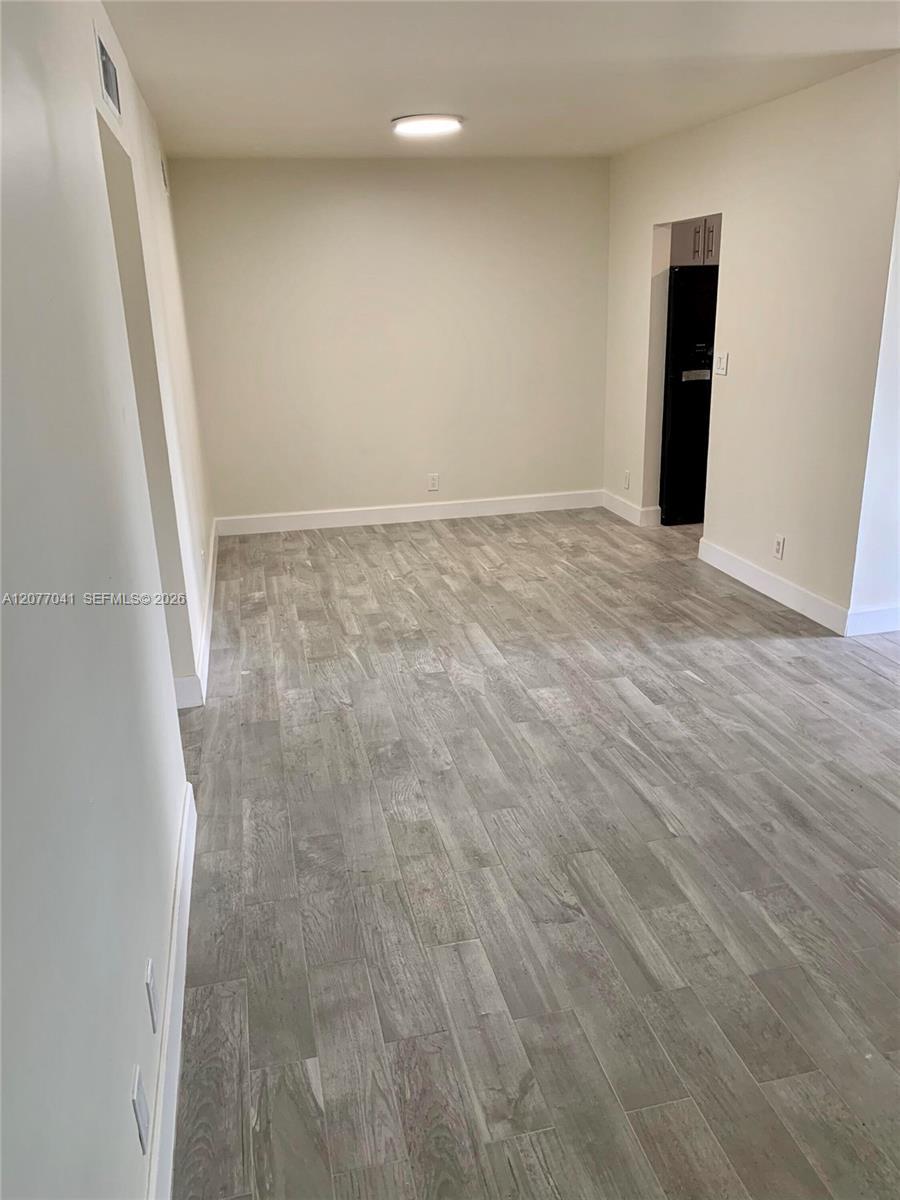 Listing photo 7 for 2051 NW 81st Ave Unit#528, Pembroke Pines, FL, 33024