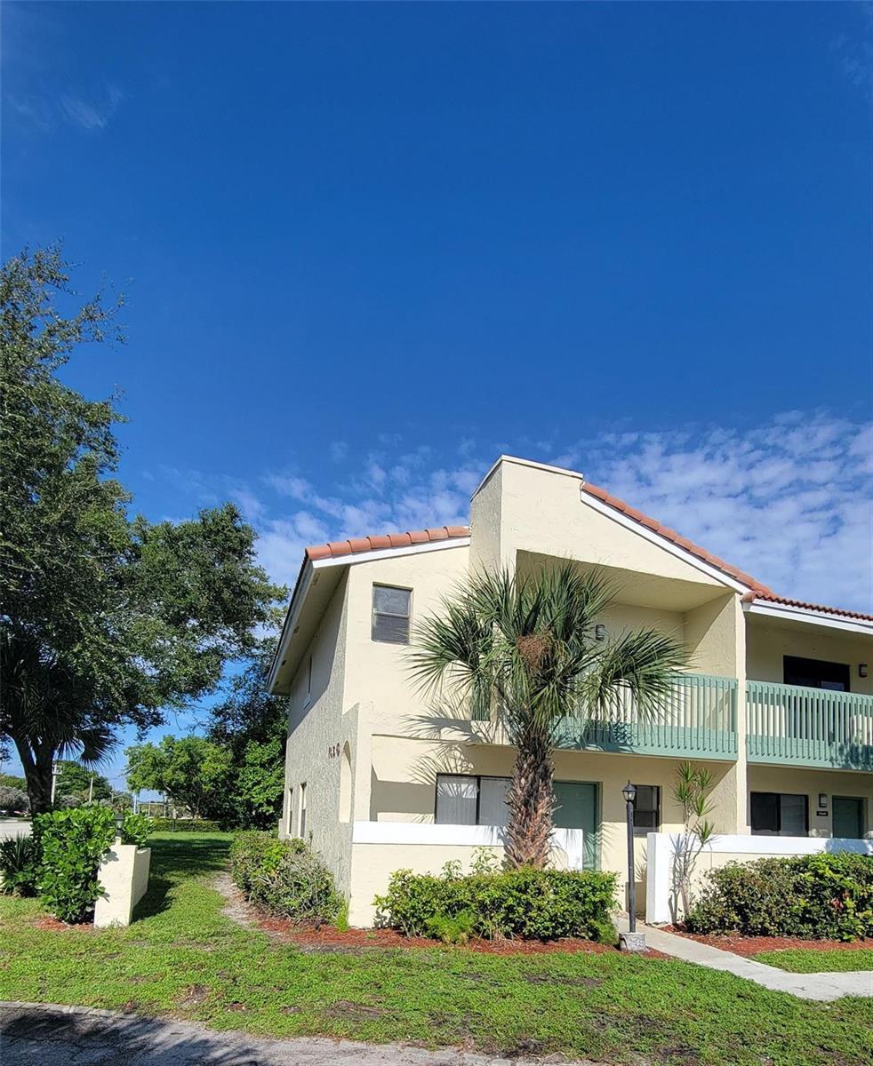 Listing photo 2 for 11443 Royal Palm Boulevard, Coral Springs, FL, 33065