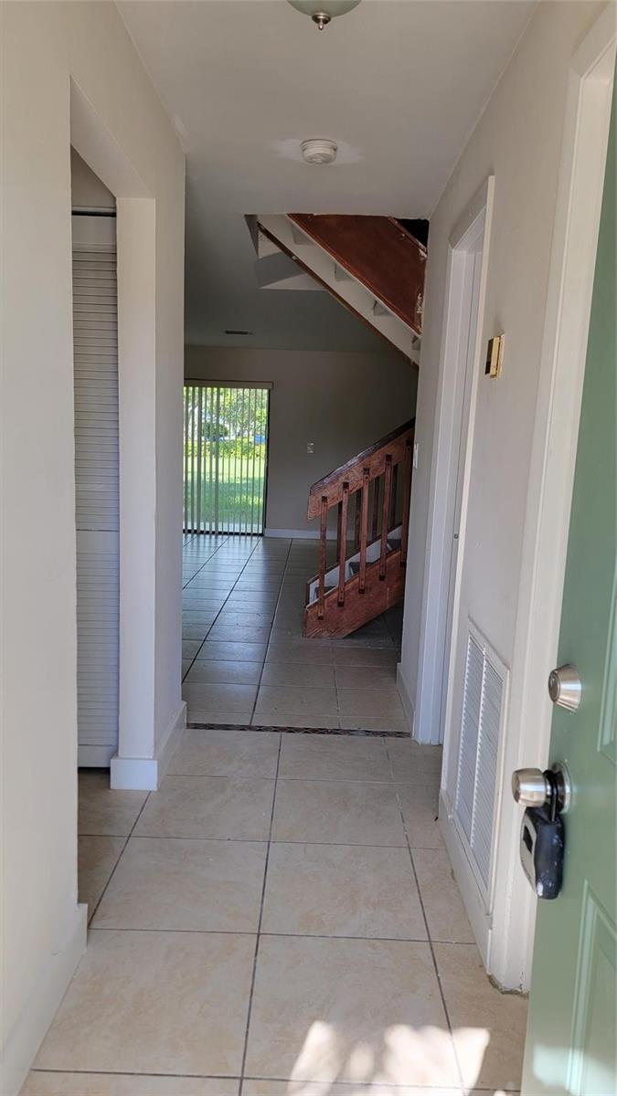 Listing photo 3 for 11443 Royal Palm Boulevard, Coral Springs, FL, 33065