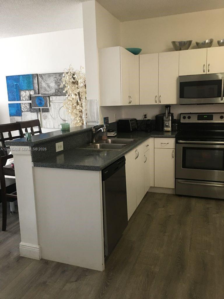 Listing photo 5 for 3870 San Simeon Cir Unit#0, Weston, FL, 33331