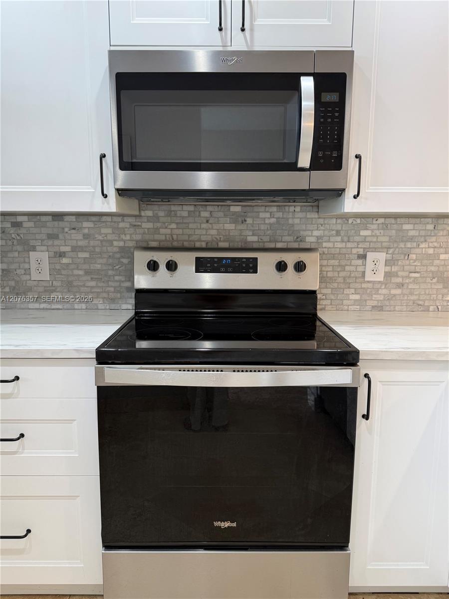 Listing photo 4 for 1520 Whitehall Dr Unit#206, Davie, FL, 33324