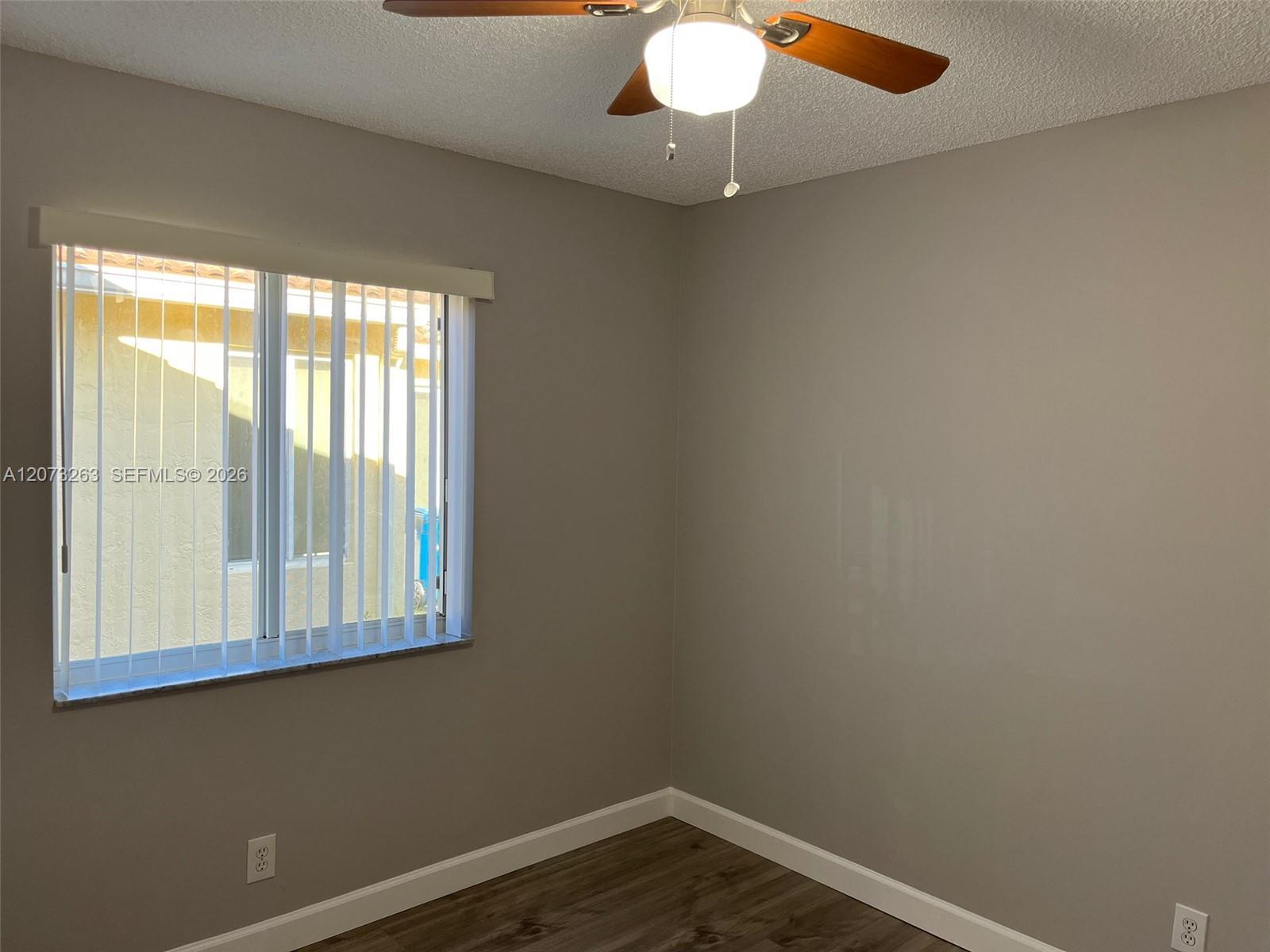 Listing photo 14 for 1542 Presidio Dr Unit#1542, Weston, FL, 33327