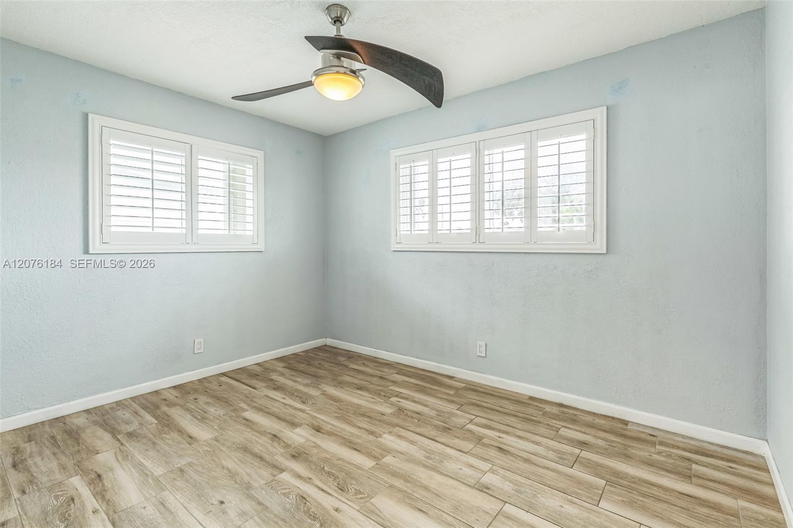 Listing photo 12 for 6931 SW 2nd St Unit#0, Pembroke Pines, FL, 33023