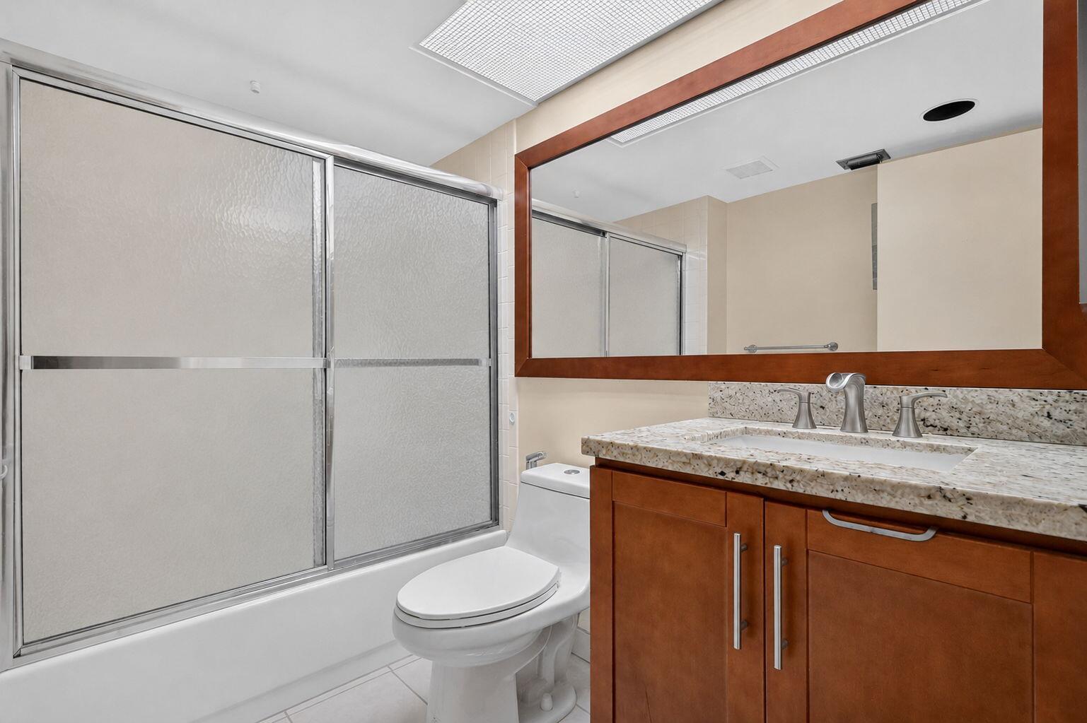 Listing photo 12 for 13001 SW 11TH Court Unit#405A, Pembroke Pines, FL, 33027