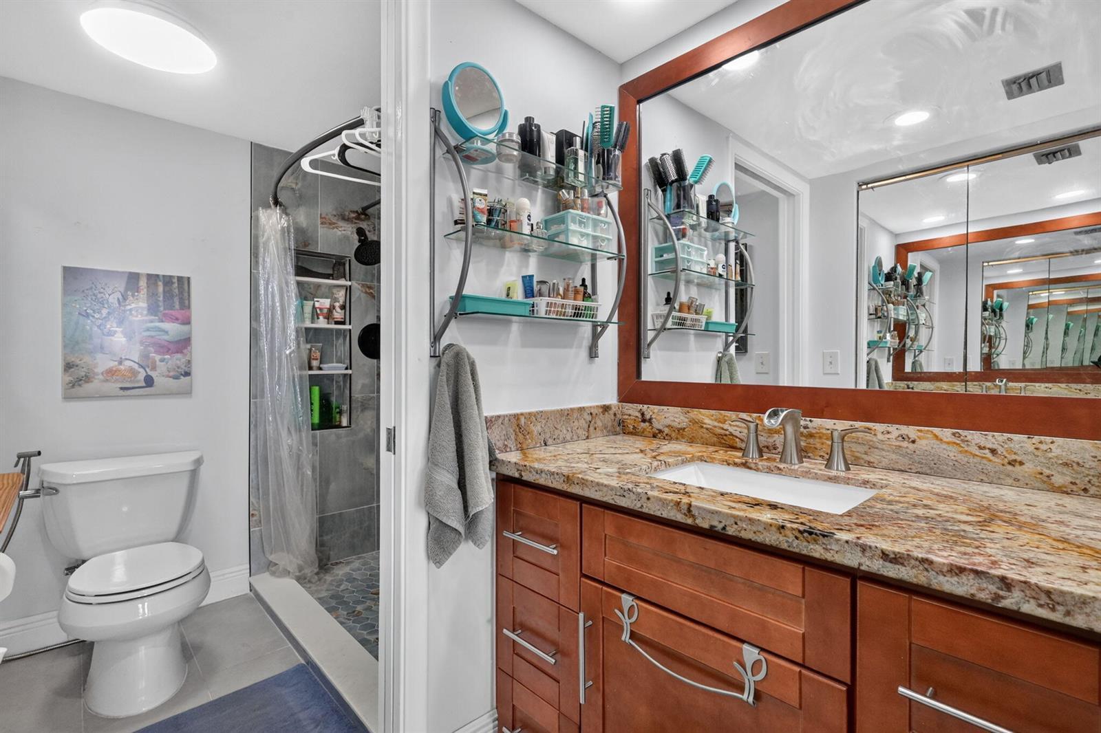 Listing photo 15 for 13001 SW 11TH Court Unit#405A, Pembroke Pines, FL, 33027