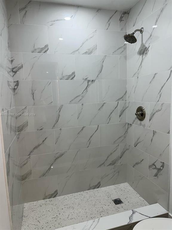 Listing photo 9 for 4533 TREEHOUSE Lane Unit#H, Tamarac, FL, 33319