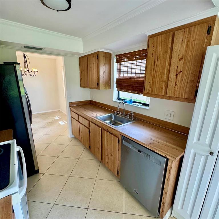 Listing photo 10 for 10849 NW 30TH Place Unit#371, Sunrise, FL, 33322