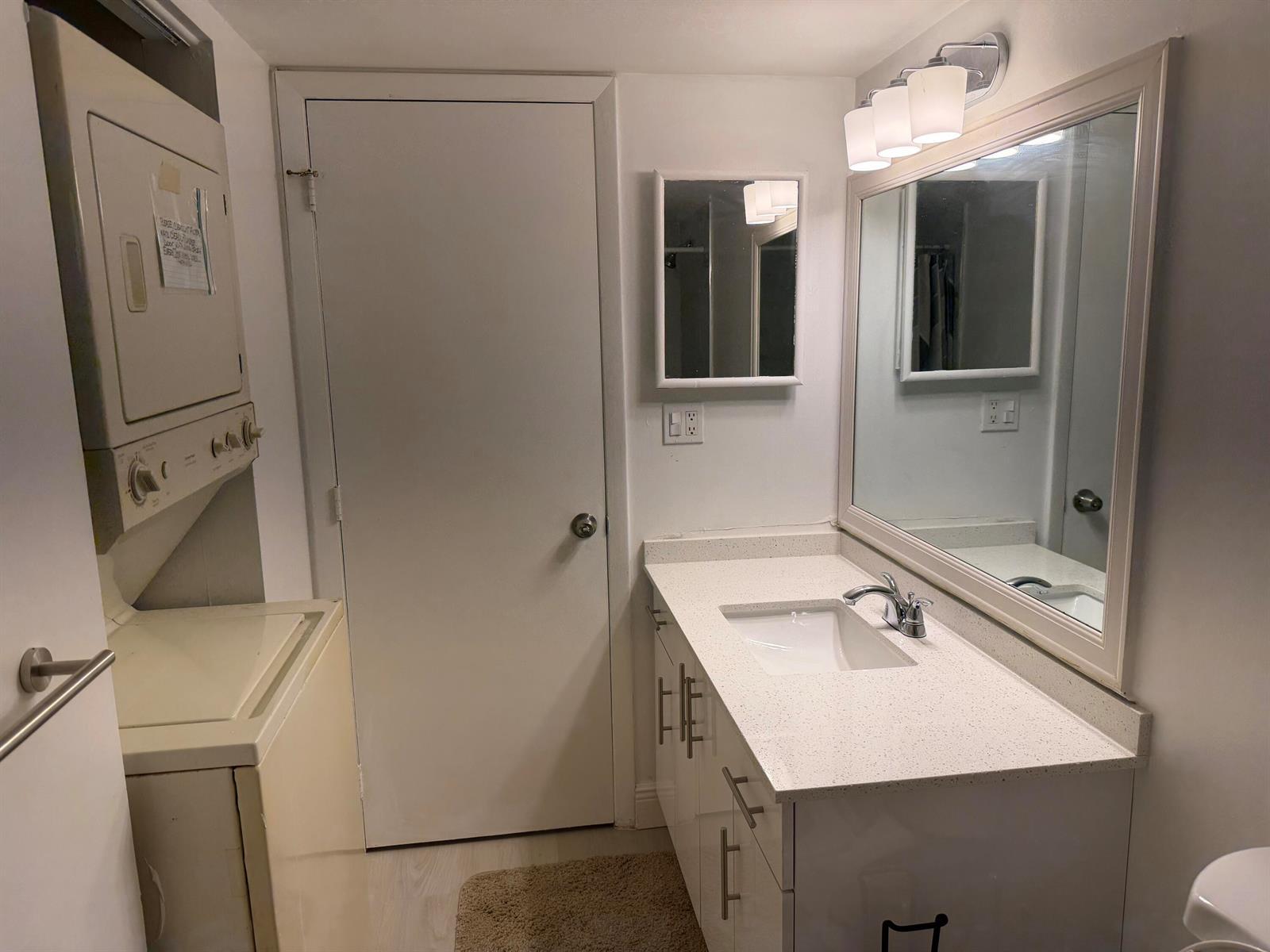 Listing photo 11 for 4147 NW 90th Avenue Unit#204, Coral Springs, FL, 33065