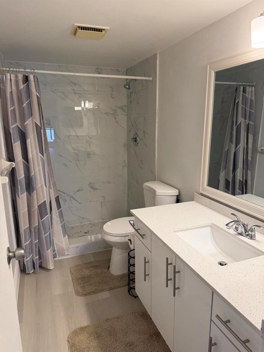 Listing photo 13 for 4147 NW 90th Avenue Unit#204, Coral Springs, FL, 33065
