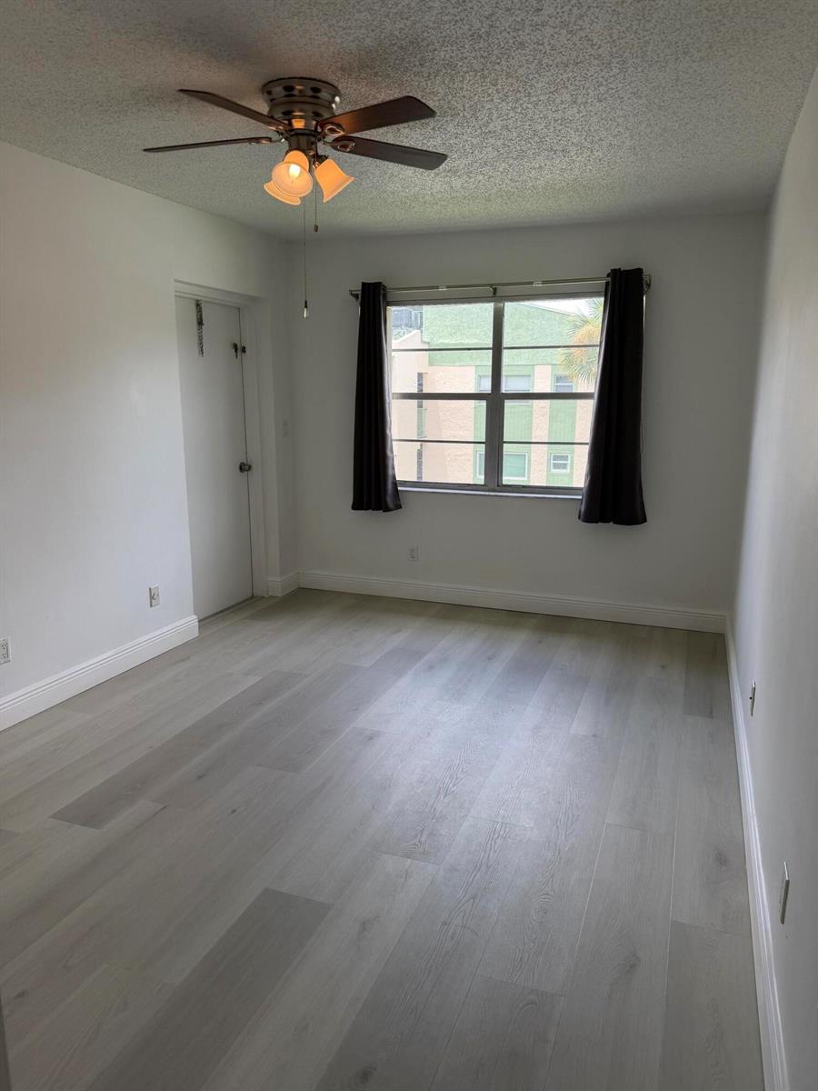 Listing photo 8 for 4147 NW 90th Avenue Unit#204, Coral Springs, FL, 33065