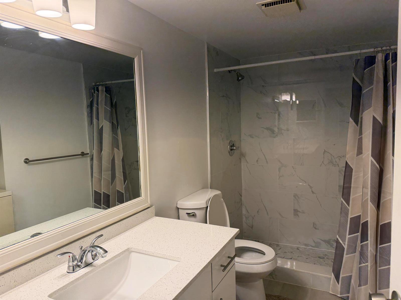 Listing photo 10 for 4147 NW 90th Avenue Unit#204, Coral Springs, FL, 33065