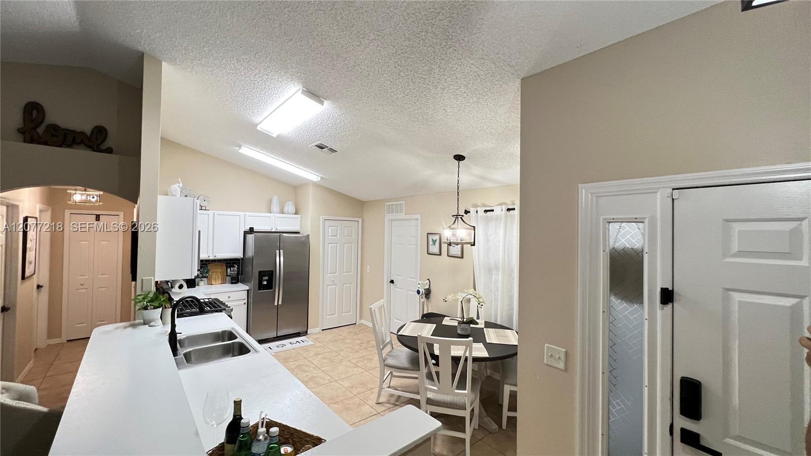 Listing photo 3 for 5319 Harmony Place Unit#5319, Kissimmee, FL, 34758
