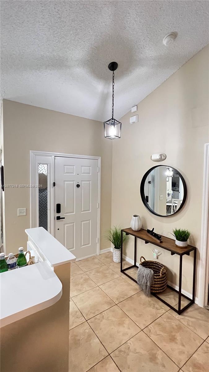 Listing photo 5 for 5319 Harmony Place Unit#5319, Kissimmee, FL, 34758