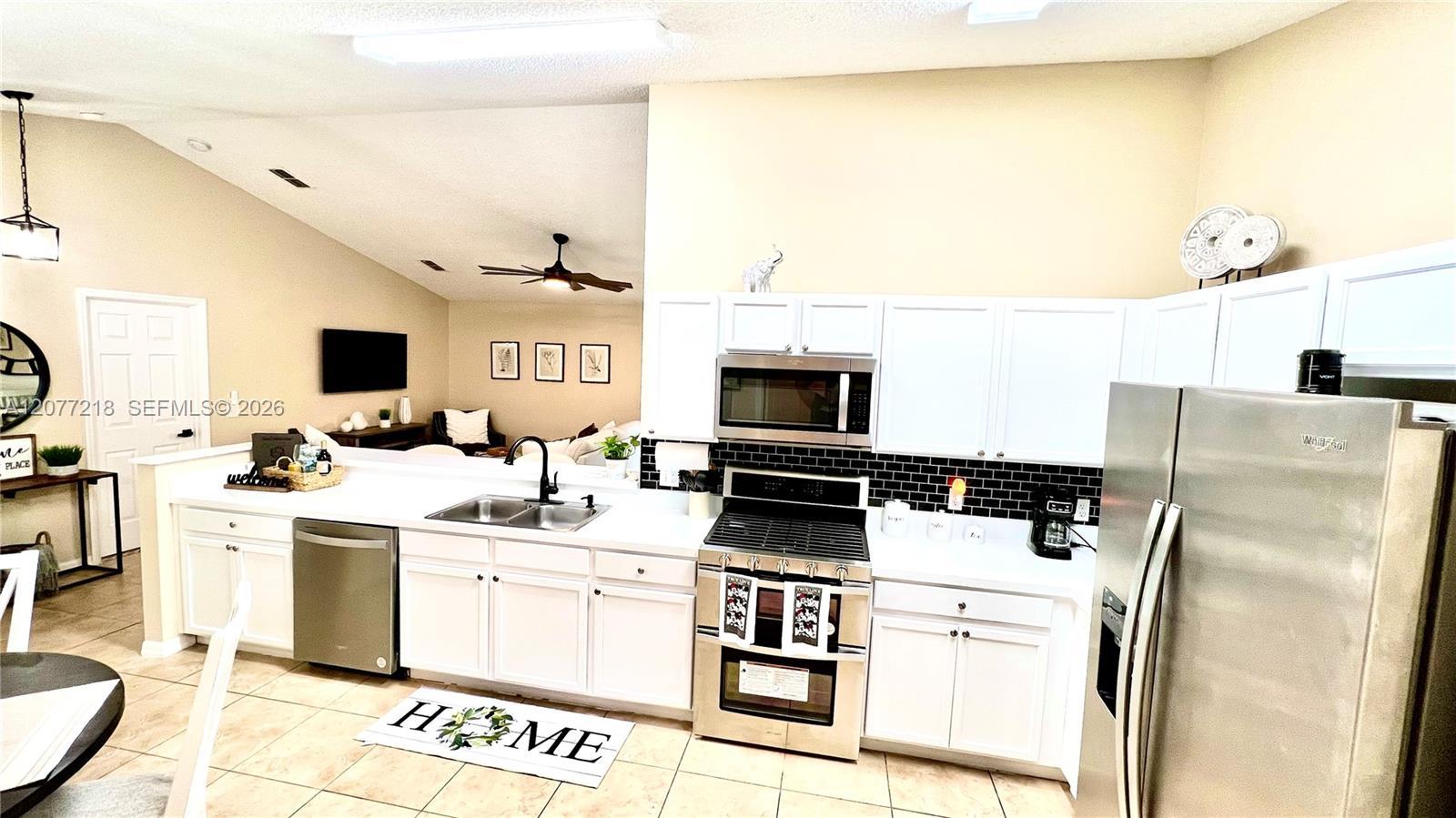 Listing photo 7 for 5319 Harmony Place Unit#5319, Kissimmee, FL, 34758