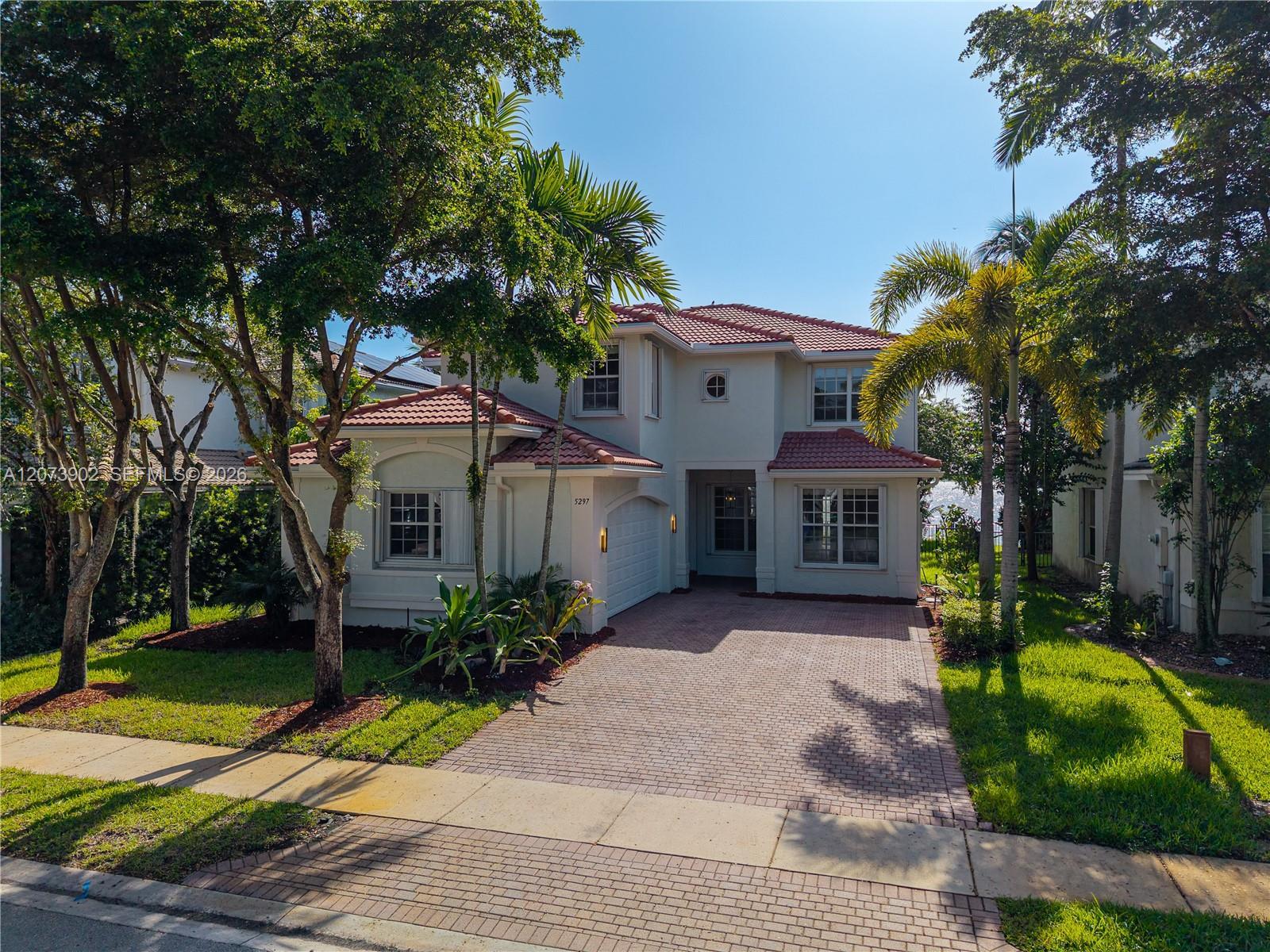 Listing photo 1 for 5297 SW 183rd Ave, Miramar, FL, 33029