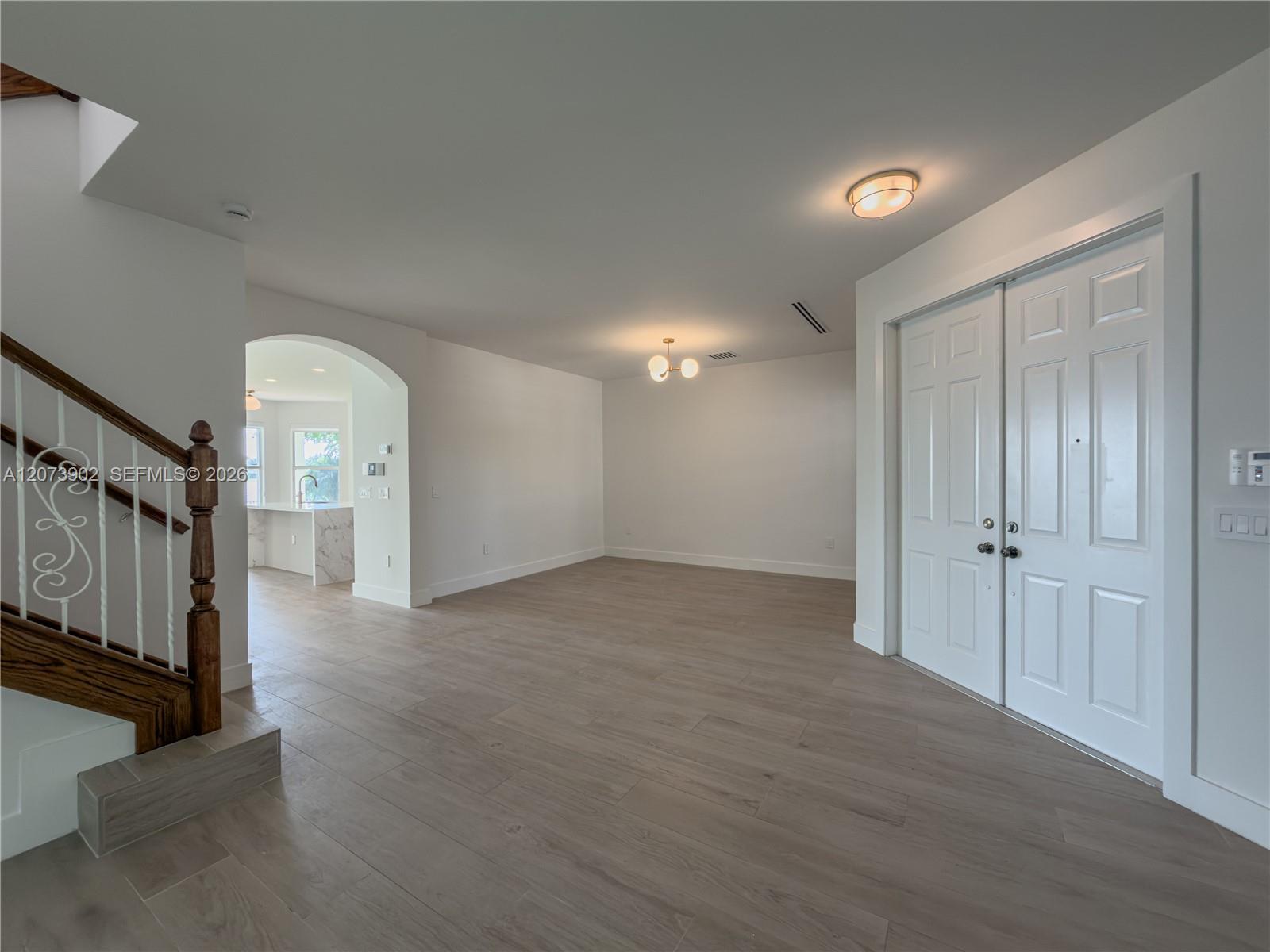 Listing photo 13 for 5297 SW 183rd Ave, Miramar, FL, 33029