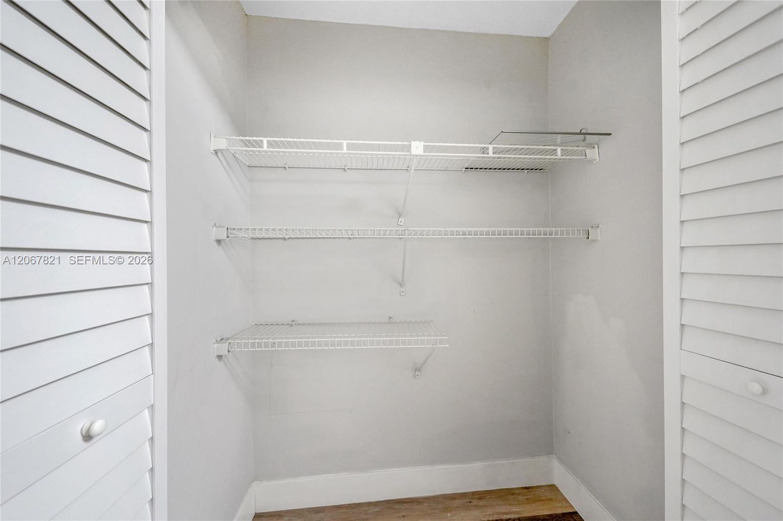 Listing photo 11 for 18840 NW 57th Ave Unit#306, Hialeah, FL, 33015