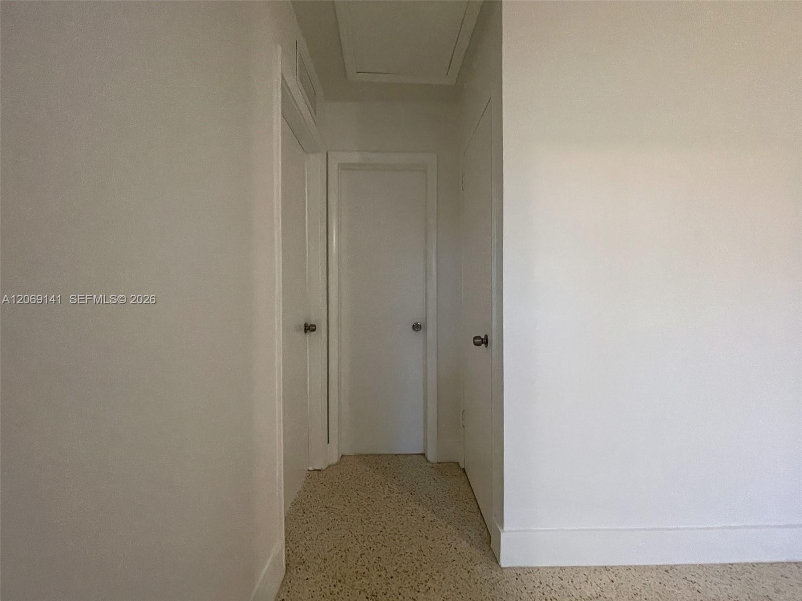 Listing photo 14 for 510 NE 4th Ave Unit#510, Hallandale Beach, FL, 33009