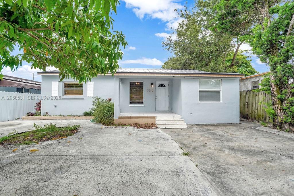 Listing photo 1 for 3010 NW 95th Ter Unit#1, Miami, FL, 33147