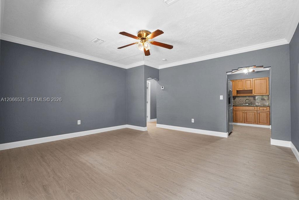 Listing photo 5 for 3010 NW 95th Ter Unit#1, Miami, FL, 33147