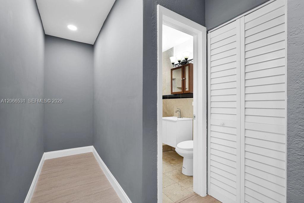 Listing photo 8 for 3010 NW 95th Ter Unit#1, Miami, FL, 33147