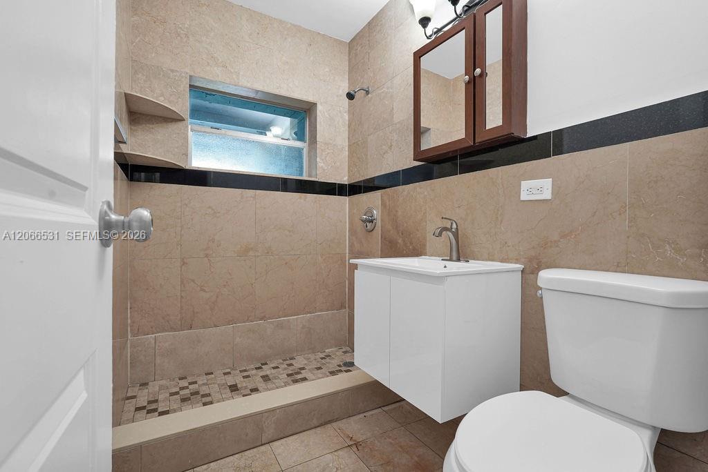 Listing photo 9 for 3010 NW 95th Ter Unit#1, Miami, FL, 33147