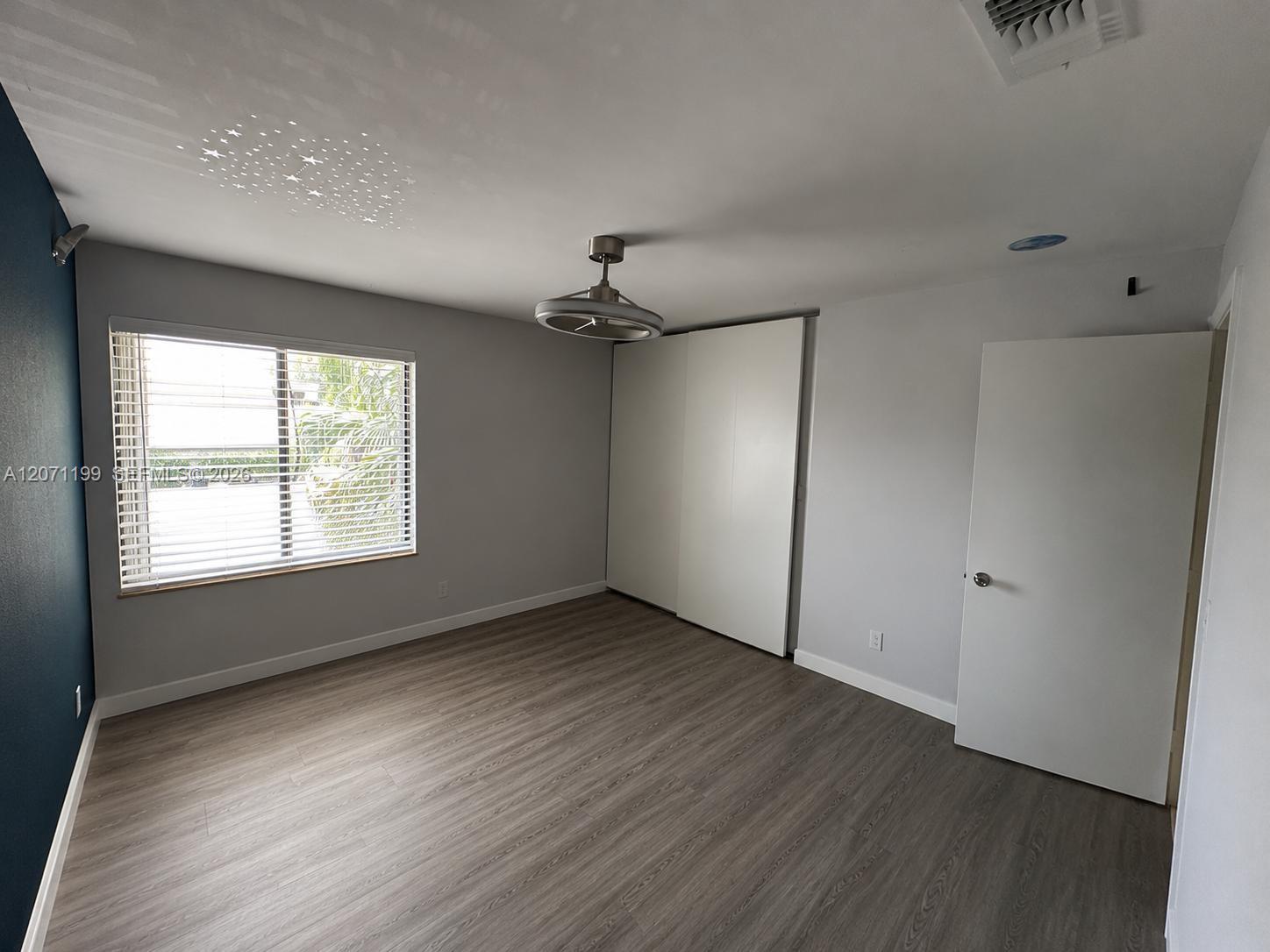 Listing photo 8 for 13290 NW 7th St, Plantation, FL, 33325